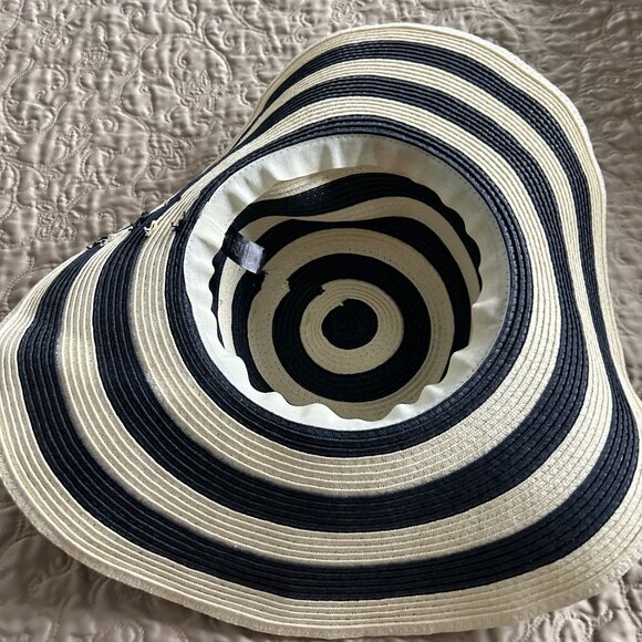 Sun Hat Beach - Navy Blue Stripe Hat - Beachy Classic Elegant - Picture 4 of 13